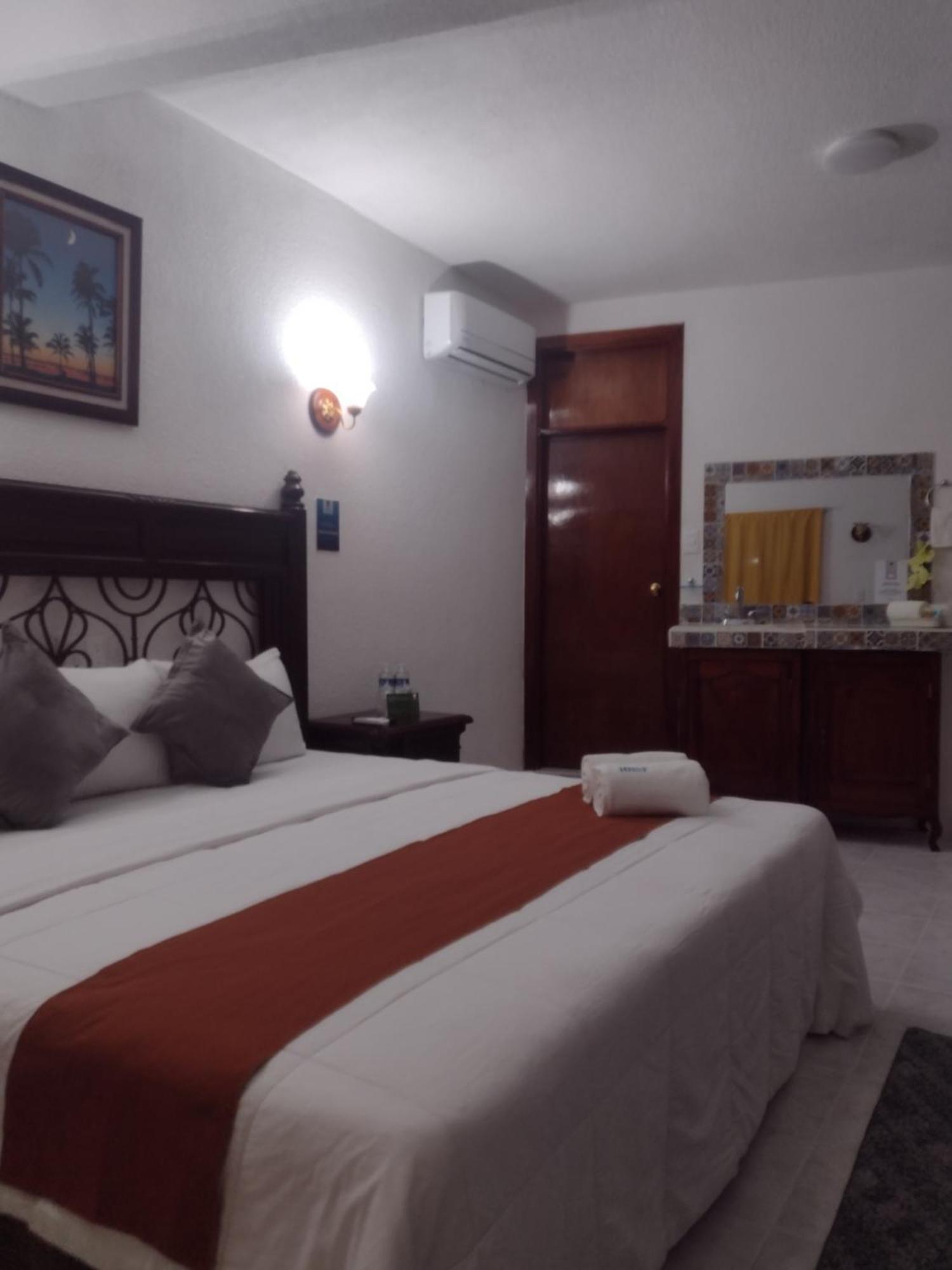 Hotel Hf Hacienda San Francisco Пуэнте-Насьональ Номер фото